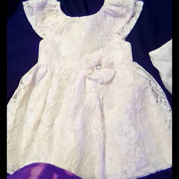 Lace Dress - Picture 2 of 4